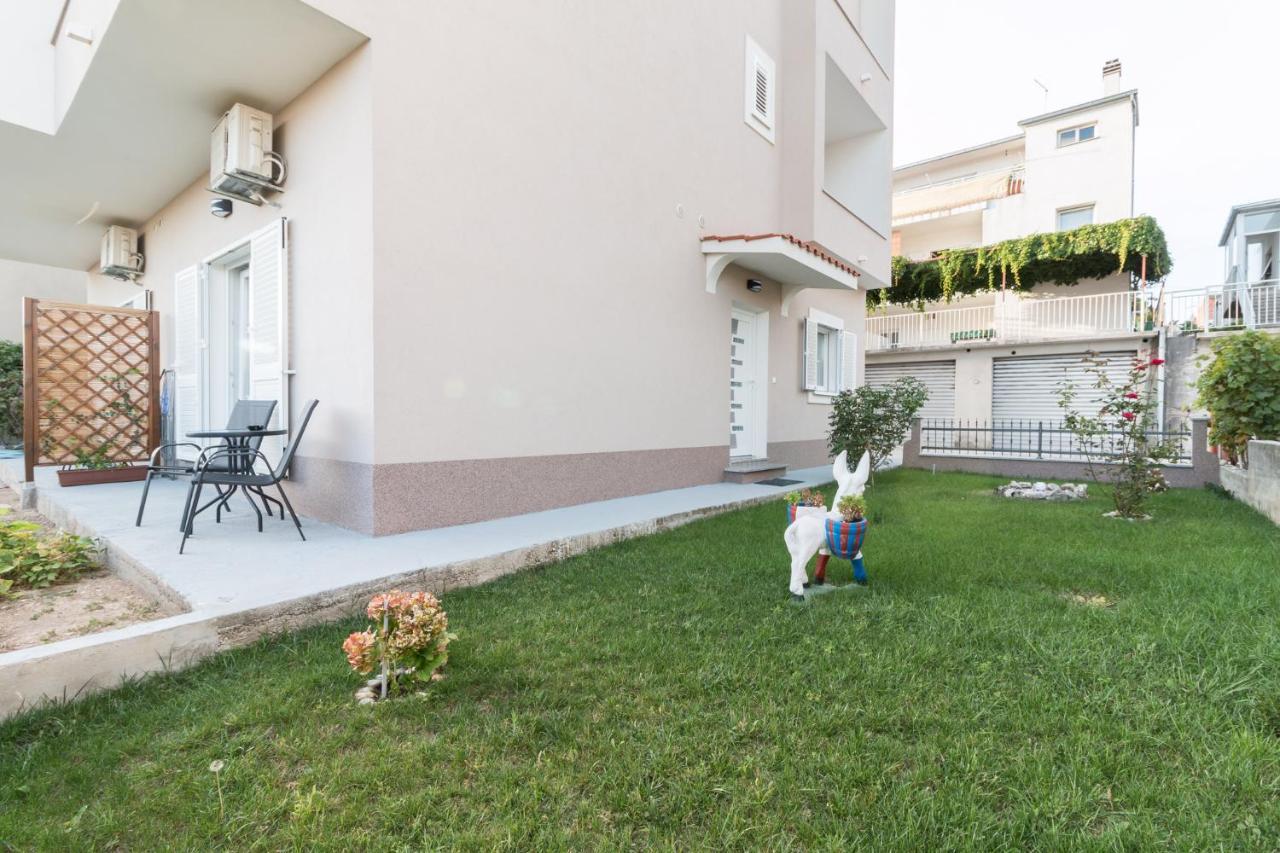 Apartments Lusani Спліт Екстер'єр фото