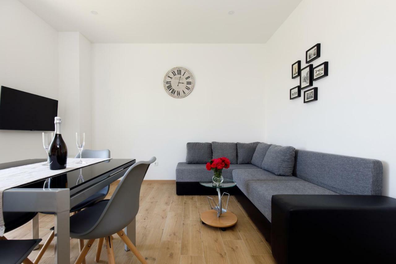 Apartments Lusani Спліт Екстер'єр фото