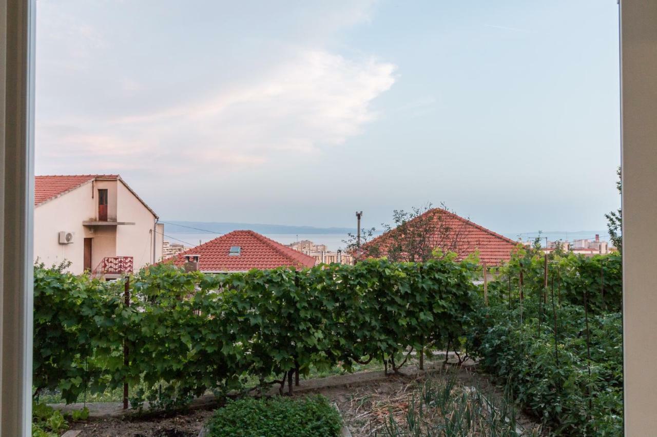 Apartments Lusani Спліт Екстер'єр фото